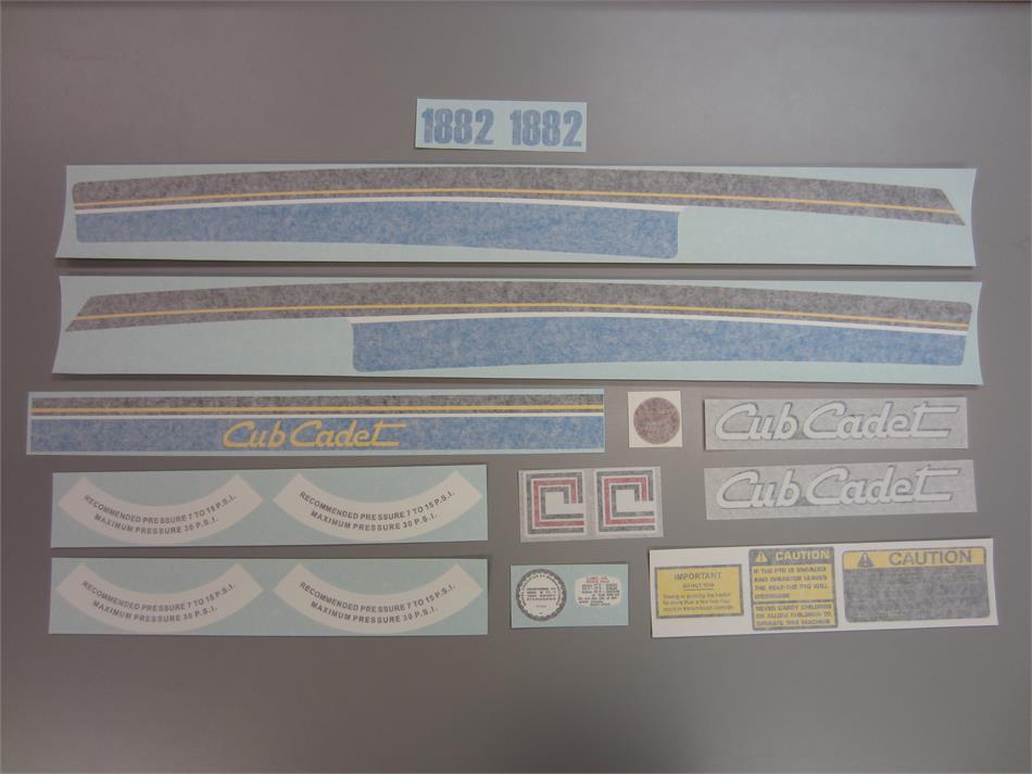 BB-DS-CC-1882 Binder Books IH MANUALS & DECALS