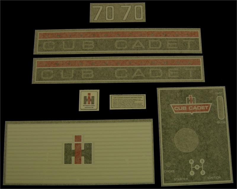 BB-DS-CC-70 Binder Books IH MANUALS & DECALS