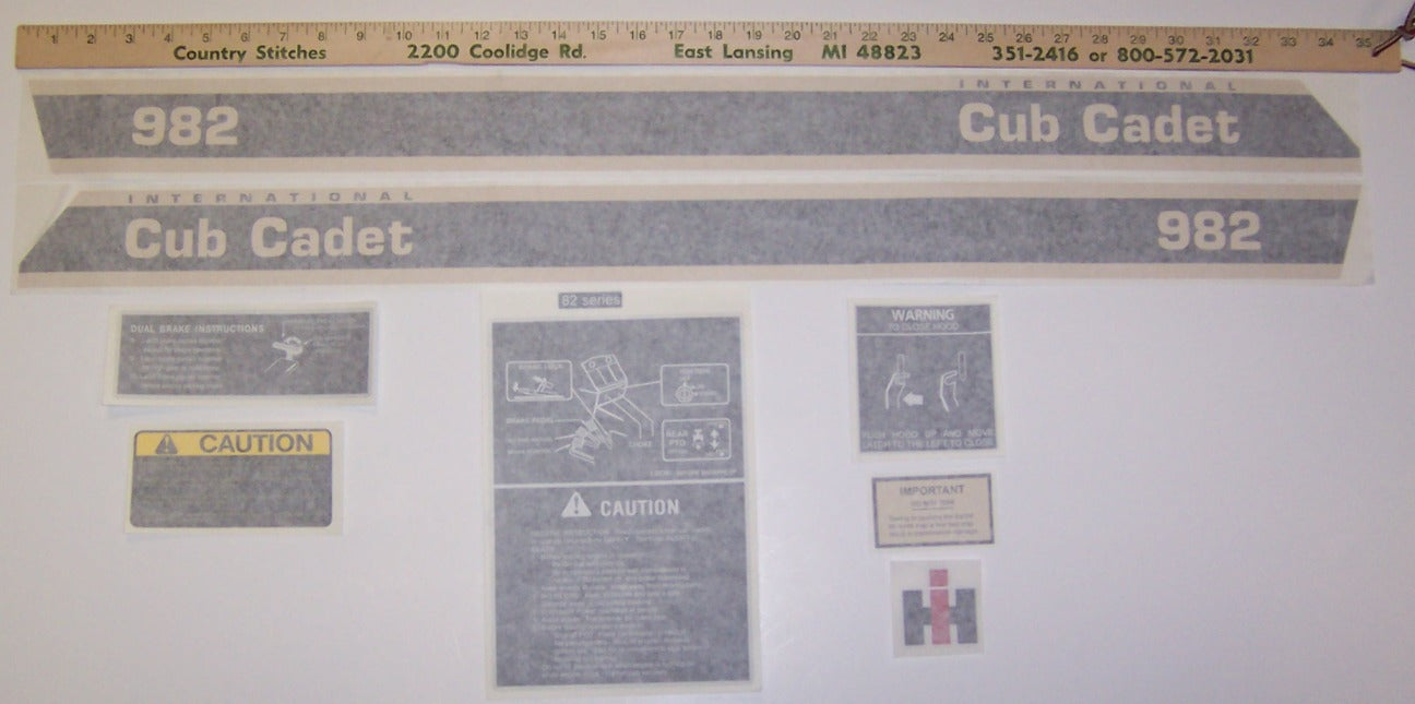 BB-DS-CC-982 Binder Books IH MANUALS & DECALS