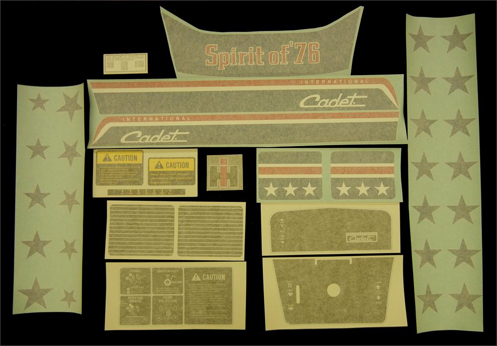 BB-DS-CC-S76 Binder Books IH MANUALS & DECALS